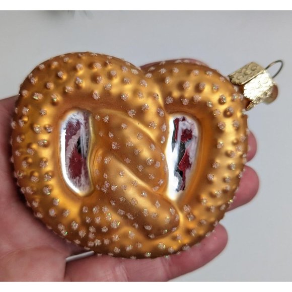 Pretzel Old World Christmas Ornament - Picture 3 of 5